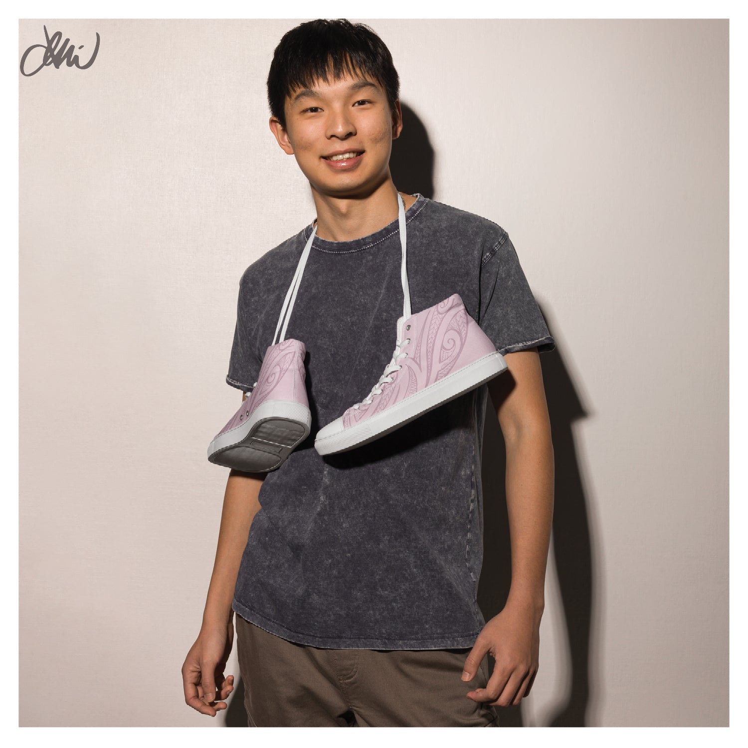 Pink Pasifika Men’s high top canvas shoes